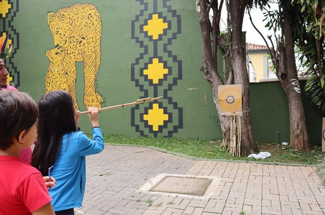 Brincadeiras  Povos Indígenas no Brasil Mirim